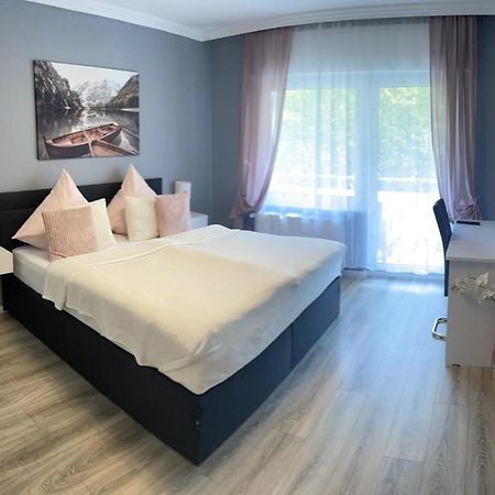 קרלסרוהה Family Apartment מראה חיצוני תמונה