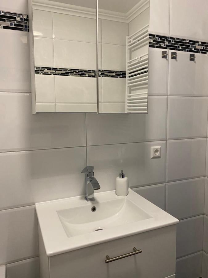 קרלסרוהה Family Apartment מראה חיצוני תמונה