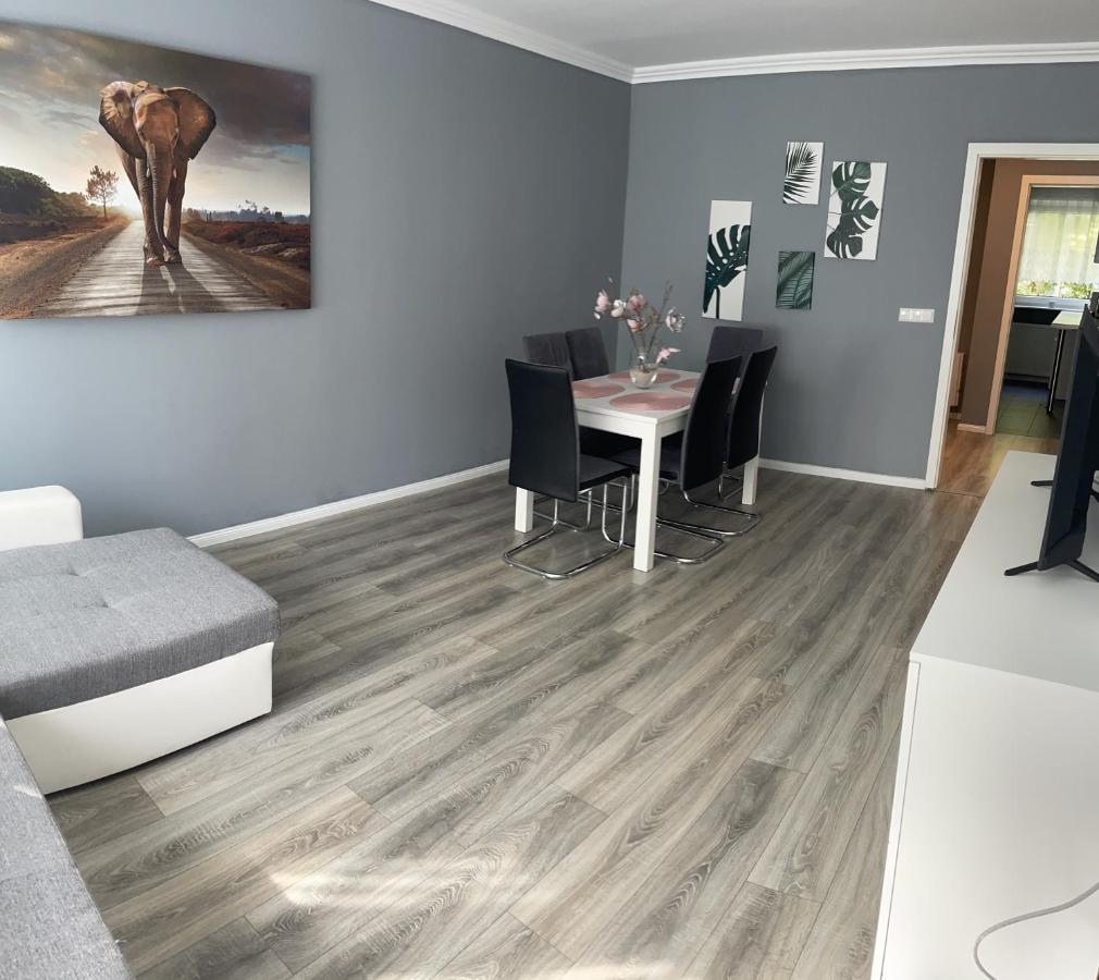 קרלסרוהה Family Apartment מראה חיצוני תמונה